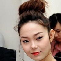 Làm đẹp - 5 kiểu làm duyên cho tóc ngang vai